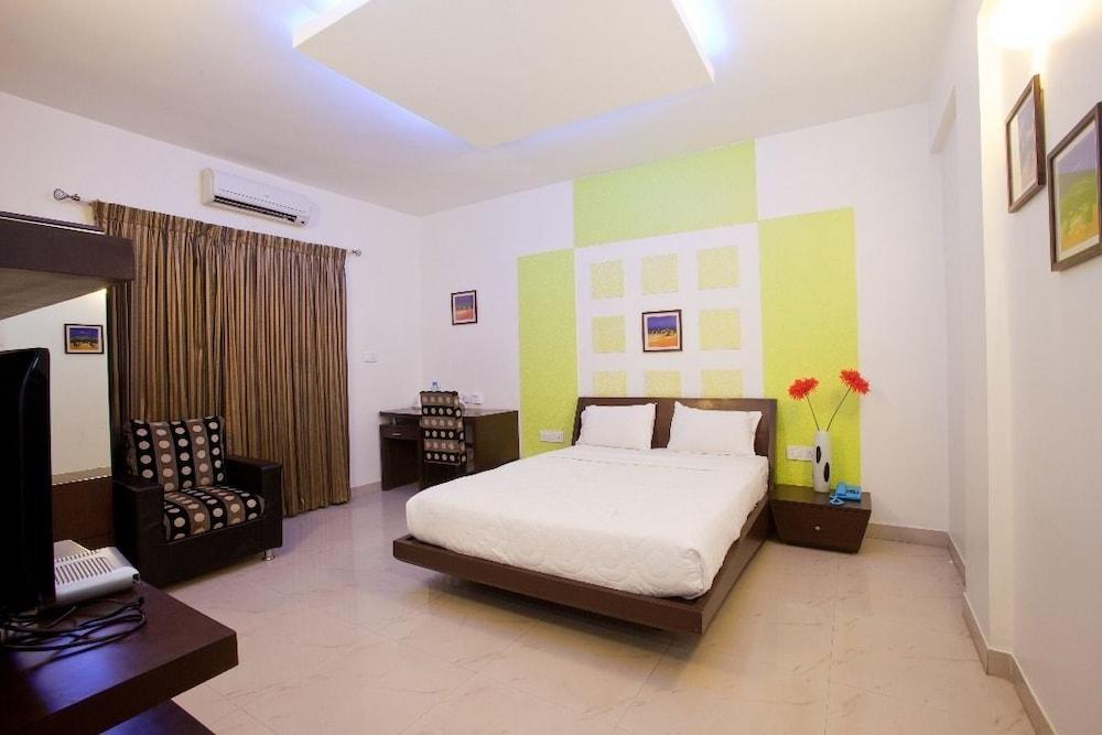 Capital O 16324 Niche Suites Bangalore Exterior photo