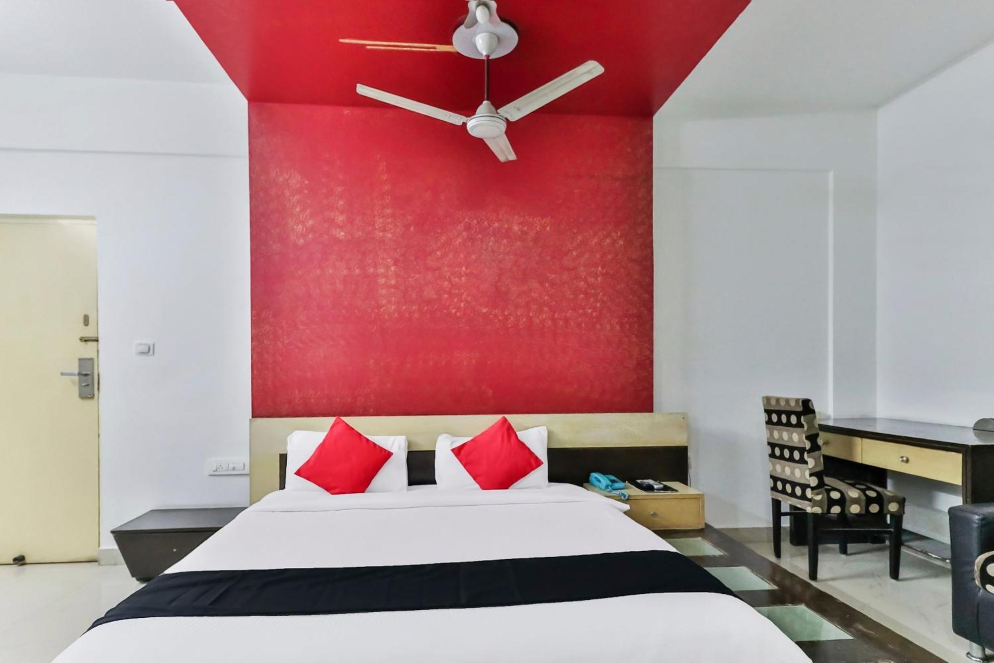 Capital O 16324 Niche Suites Bangalore Exterior photo